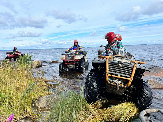 Прокат квадроциклов. Подарочные сертификаты Ultra Подарки Петрозаводск. Купить оригинальный подарок или подарочный сертификат на Прокат квадроциклов. Сервис UltraPodarki.ru Петрозаводск 8 800 505 95 30. 