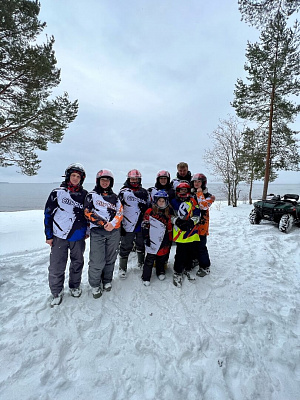Прокат квадроциклов. Подарочные сертификаты Ultra Подарки Петрозаводск. Купить оригинальный подарок или подарочный сертификат на Прокат квадроциклов. Сервис UltraPodarki.ru Петрозаводск 8 800 505 95 30. 