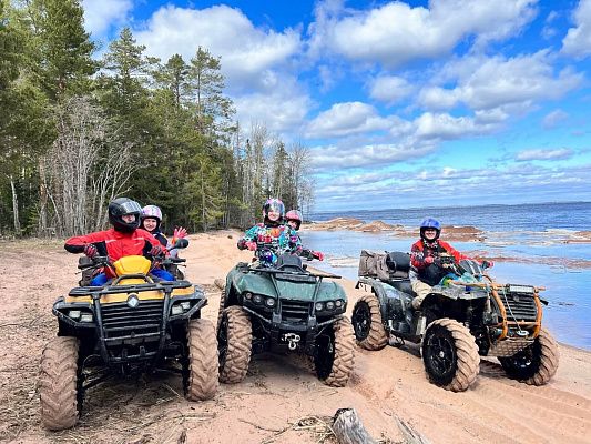 Прокат квадроциклов. Подарочные сертификаты Ultra Подарки Петрозаводск. Купить оригинальный подарок или подарочный сертификат на Прокат квадроциклов. Сервис UltraPodarki.ru Петрозаводск 8 800 505 95 30. 